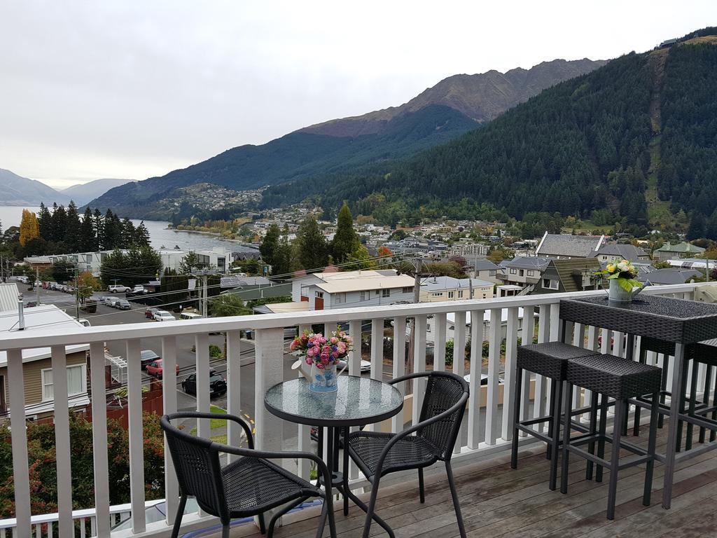 Central Lakeview Apartment With Amazing Rooftop 镇上湖景三室套房 Queenstown Dış mekan fotoğraf